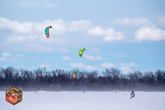 2025-03-08-Z6-kiteboarding-315