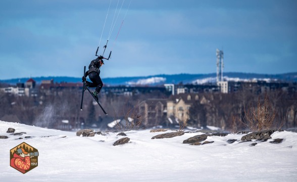 2025-03-08-Z6-kiteboarding-428
